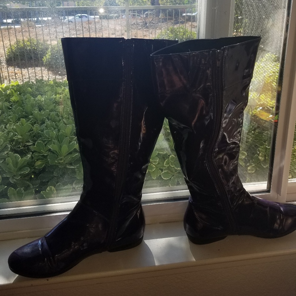 Purple Rain Boots sz 9. (With stretch in calves) - Picture 3 of 5